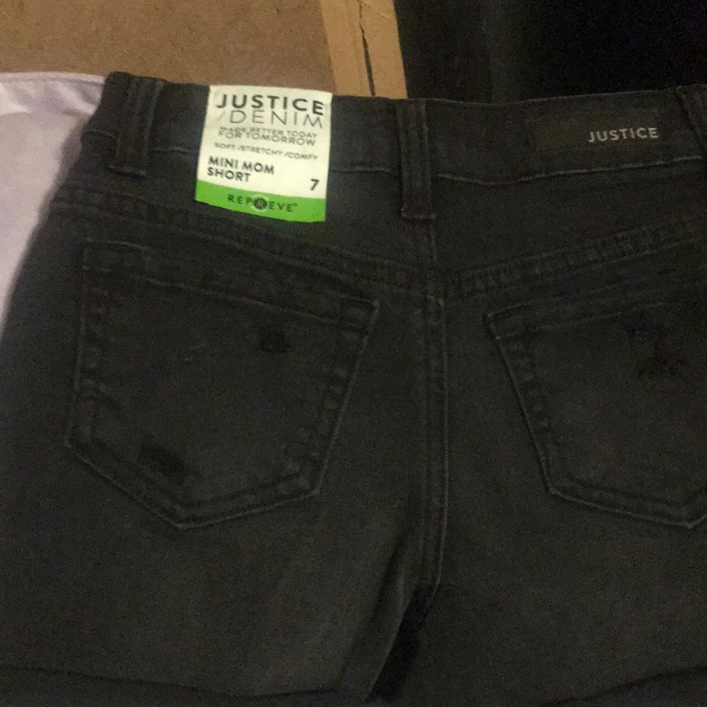 NWT soft/stretch/comfy mini mom shorts